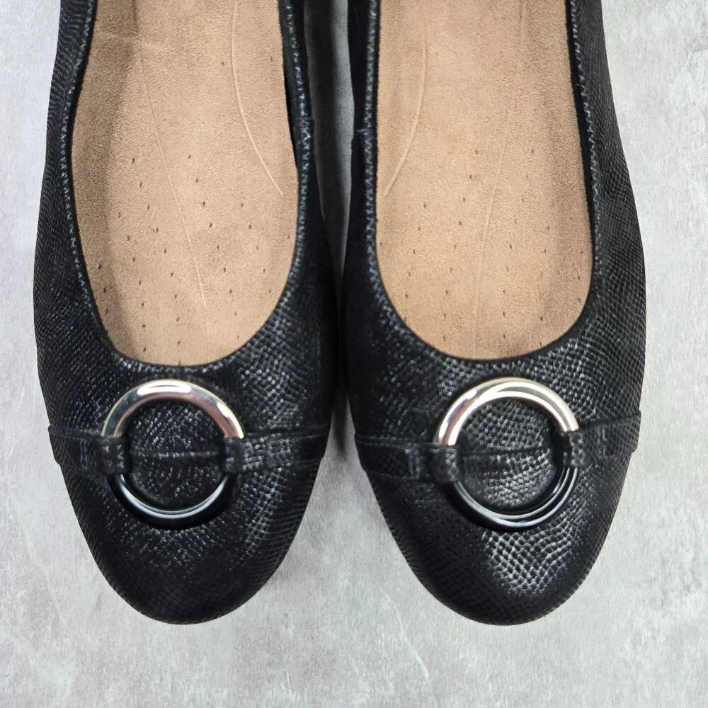 Clarks Ballet Flats Sz 10 Black Embossed Leather Comfort Dressy Ballerina Shoes - Picture 3 of 11
